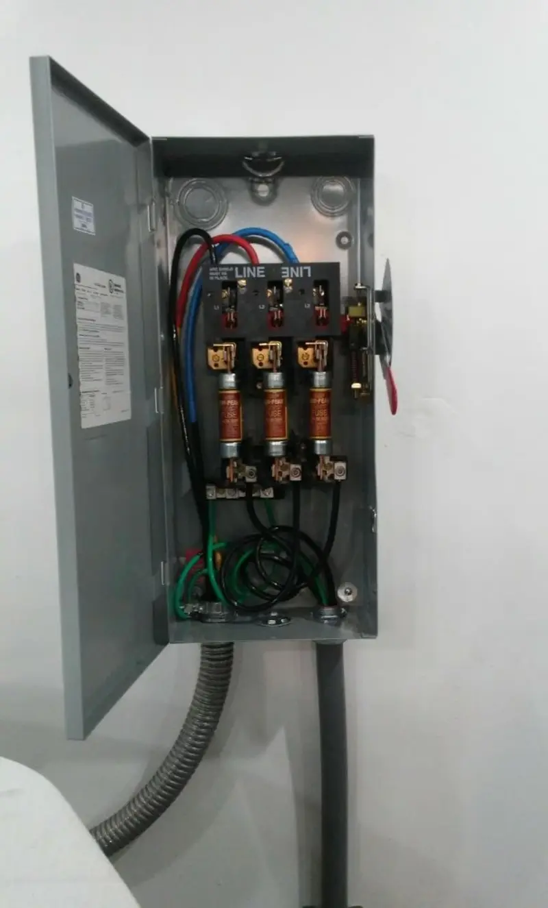Three-phase disconnect switch installed for Smoke Detector Installation in Hoosick